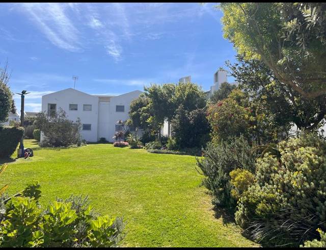 3 BEDROOM APARTMENT FOR SALE IN MARINA DA GAMA